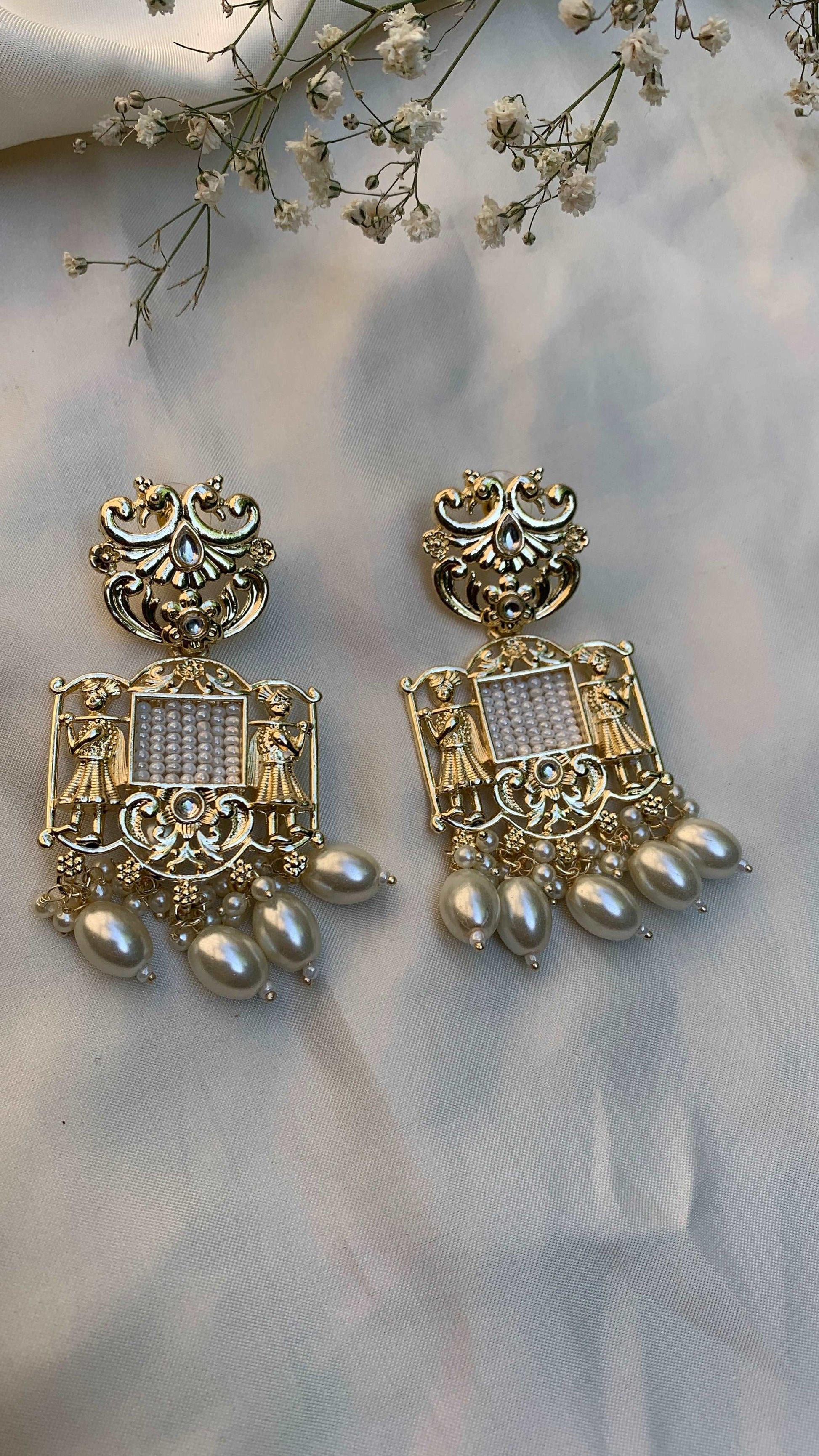 Doli Pearl Earrings | Light Weight