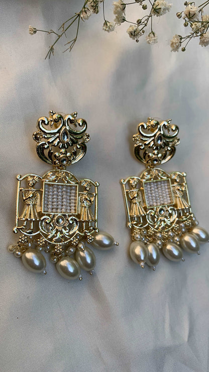 Doli Pearl Earrings | Light Weight