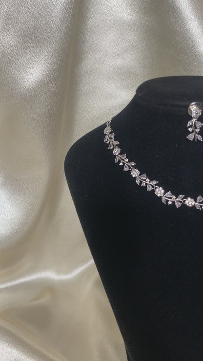 Rose | Silver Diamond Necklace